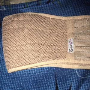 Maternity women’s belt